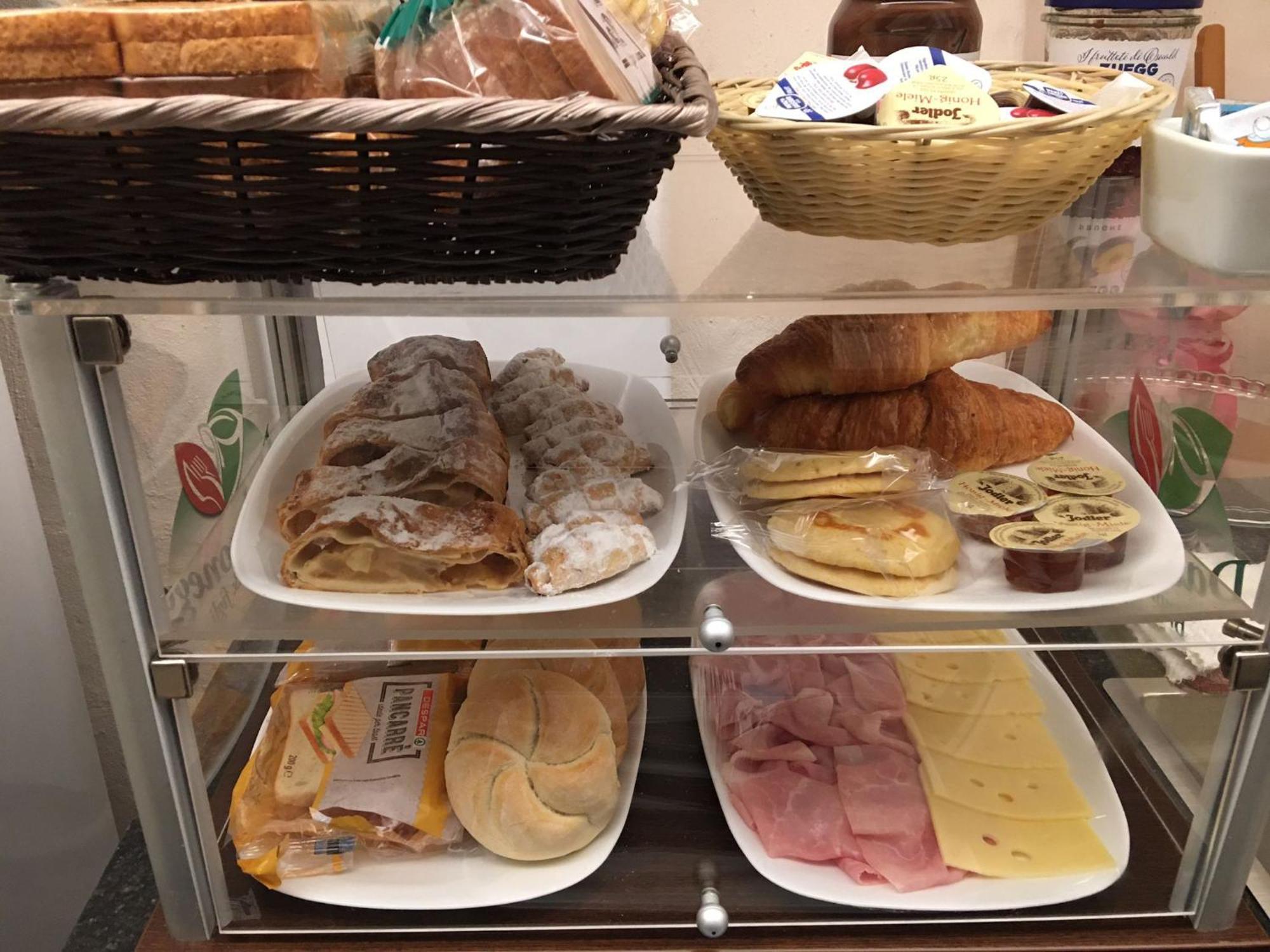 Al Vicolo Bed and Breakfast Trento Eksteriør billede